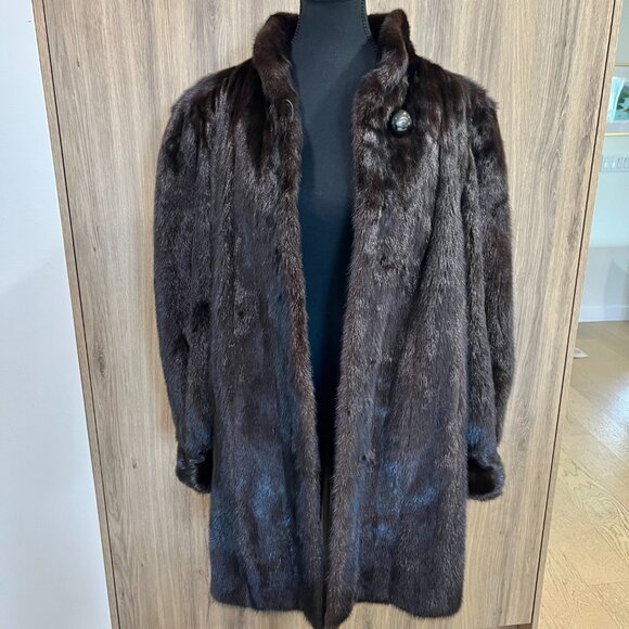 Vintage Pappas Furs Genuine Mink Coat - Picture 5 of 13